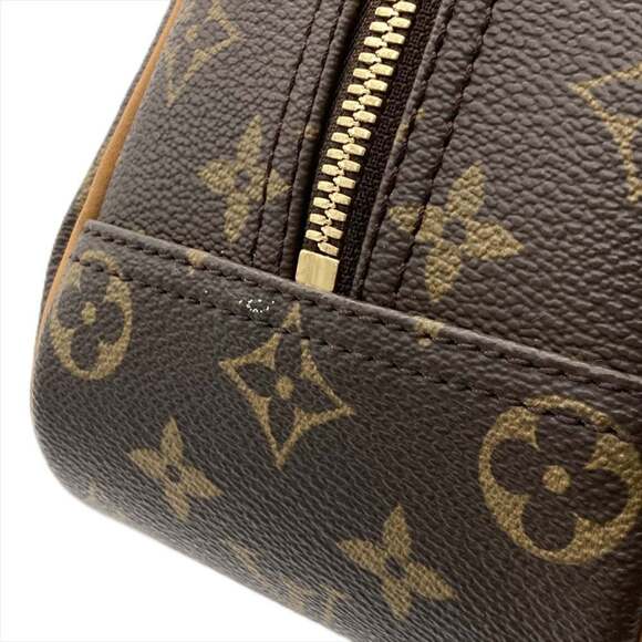 LOUIS VUITTON Authentic Brown Monogram Canvas Bag - Picture 7 of 12